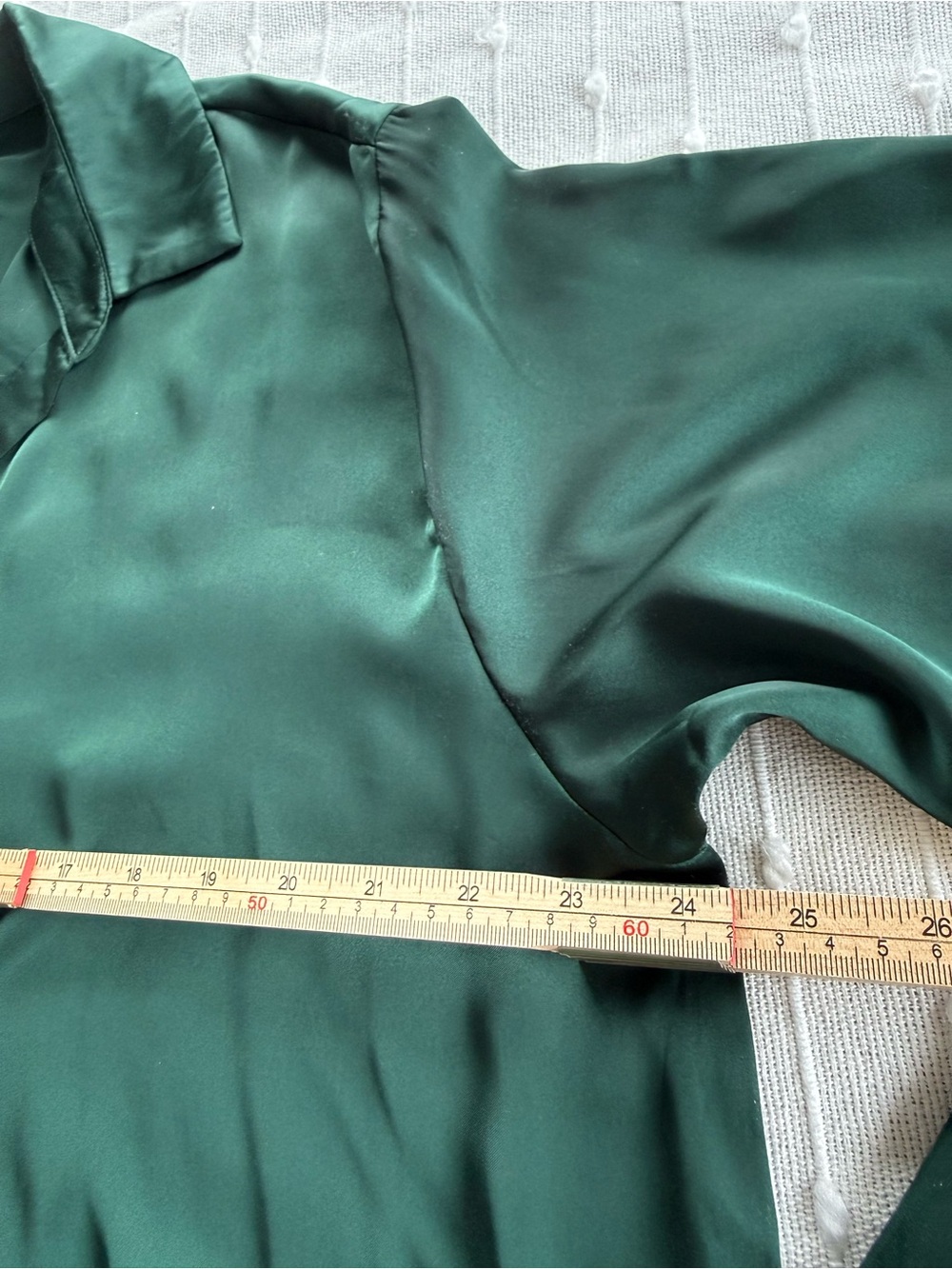 Express Women's Dark Green Satin Button-Up Blouse - Picture 6 of 12